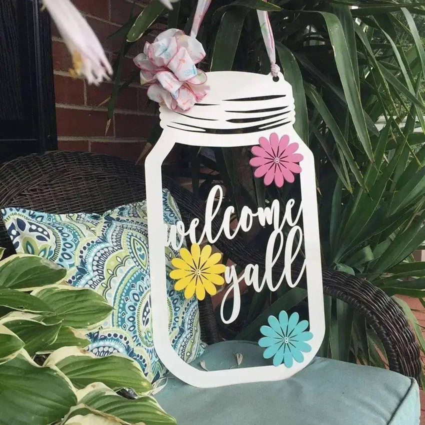 Rustic mason jar metal wreath for a farmhouse-style home hang garden