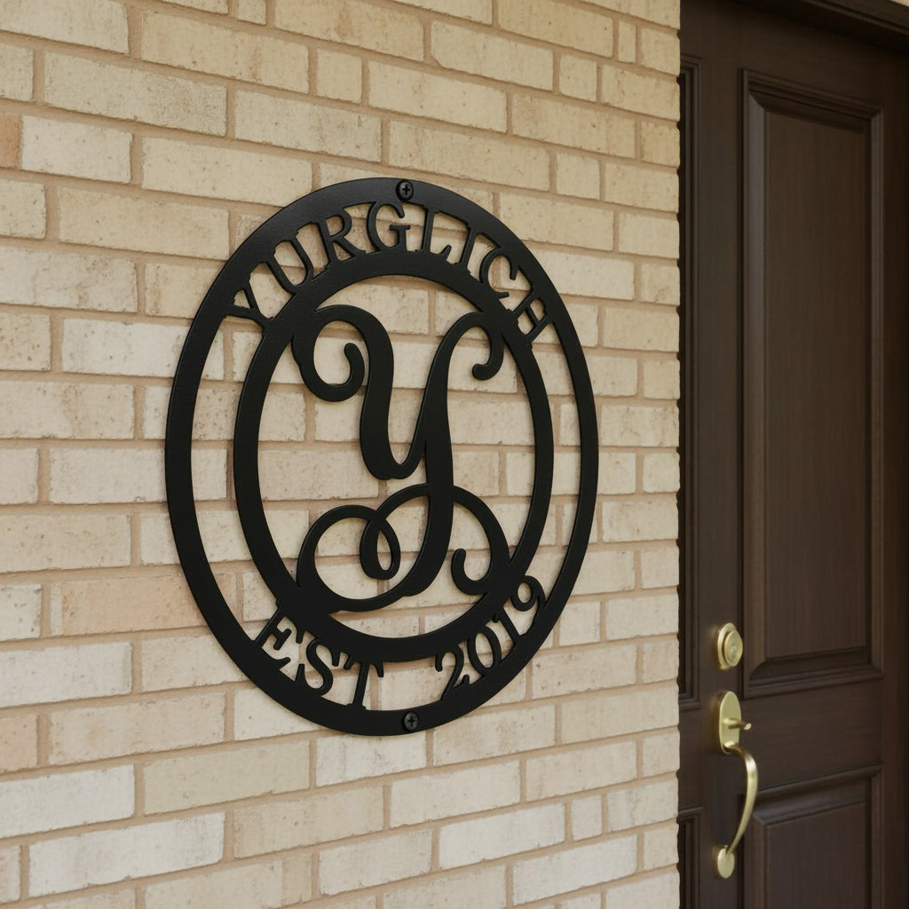Custom Metal Family Name Sign – Personalized Monogram Wall Art