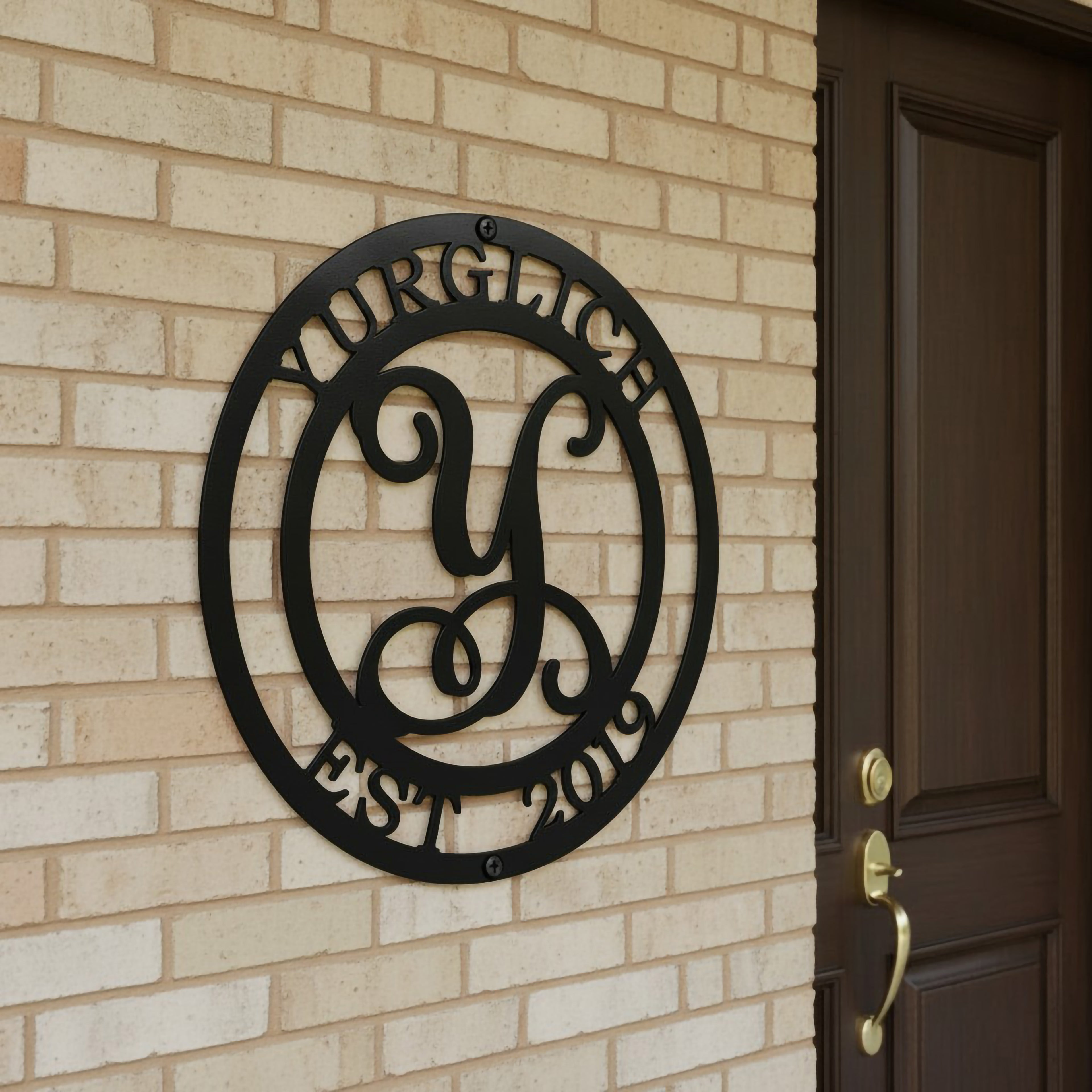 Custom Metal Family Name Sign – Personalized Monogram Wall Art