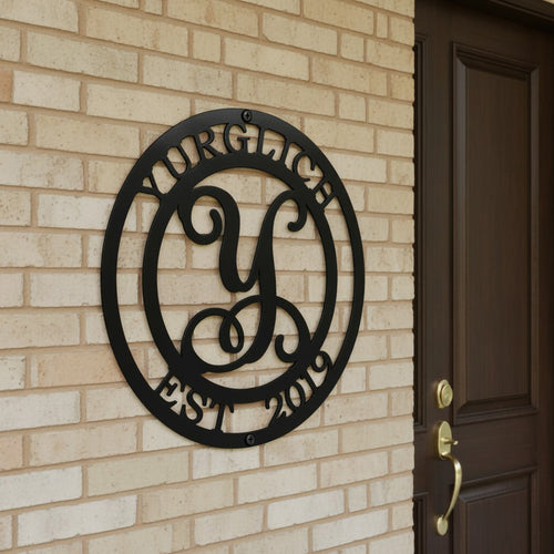 Custom Metal Family Name Sign – Personalized Monogram Wall Art