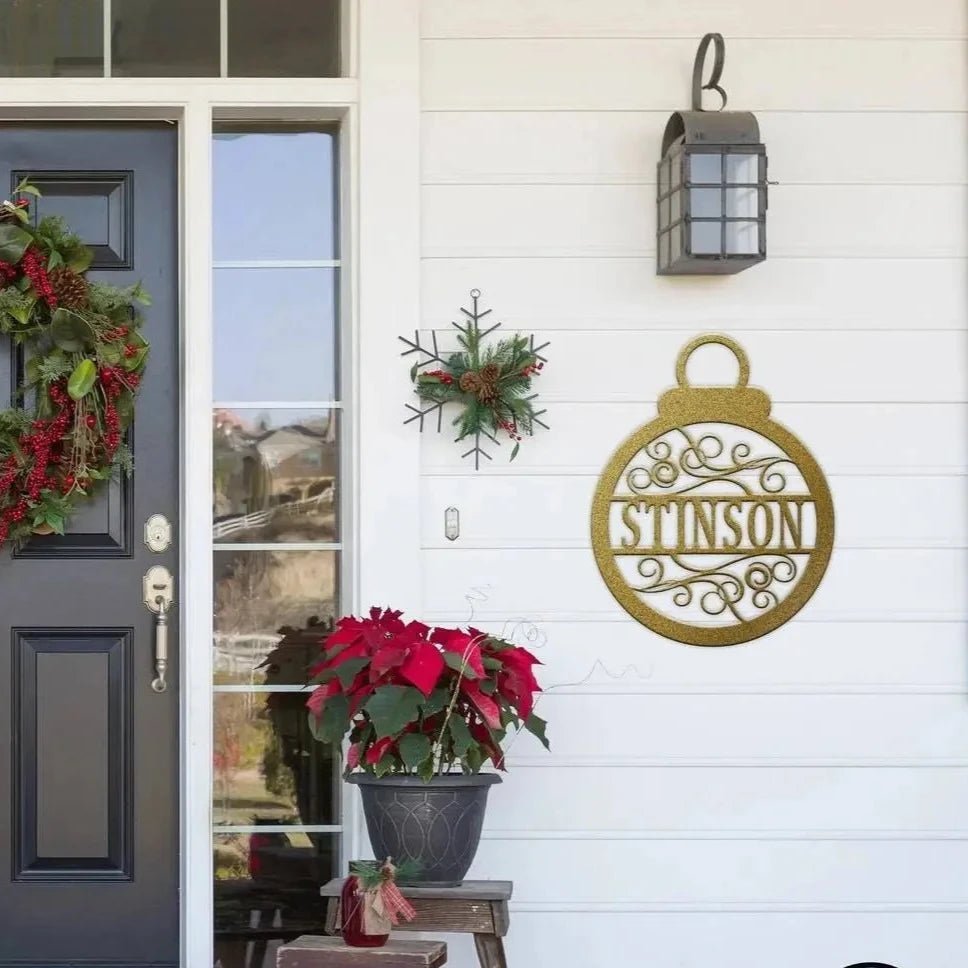 Christmas metal ornament with “Stinson” on front door, holiday décor, personalized metal sign, outdoor festive decoration, seasonal wall accent