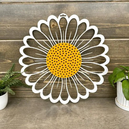 Custom Daisy Metal Flower Wreath - Personalized Door Decor for Home, Garden, and Porch - Durable, Rust-Resistant - Perfect for Every Season Home & Garden House Sensations Art