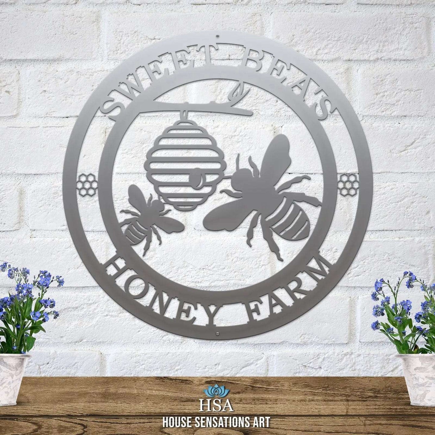 Honey Bee Family Name Established Sign - Custom Metal House Number Plaque - Perfect for Outdoor Decor in Gardens, Yards, or Farms - Ideal Housewarming Gift for Animal Lovers - HouseSensationsArt