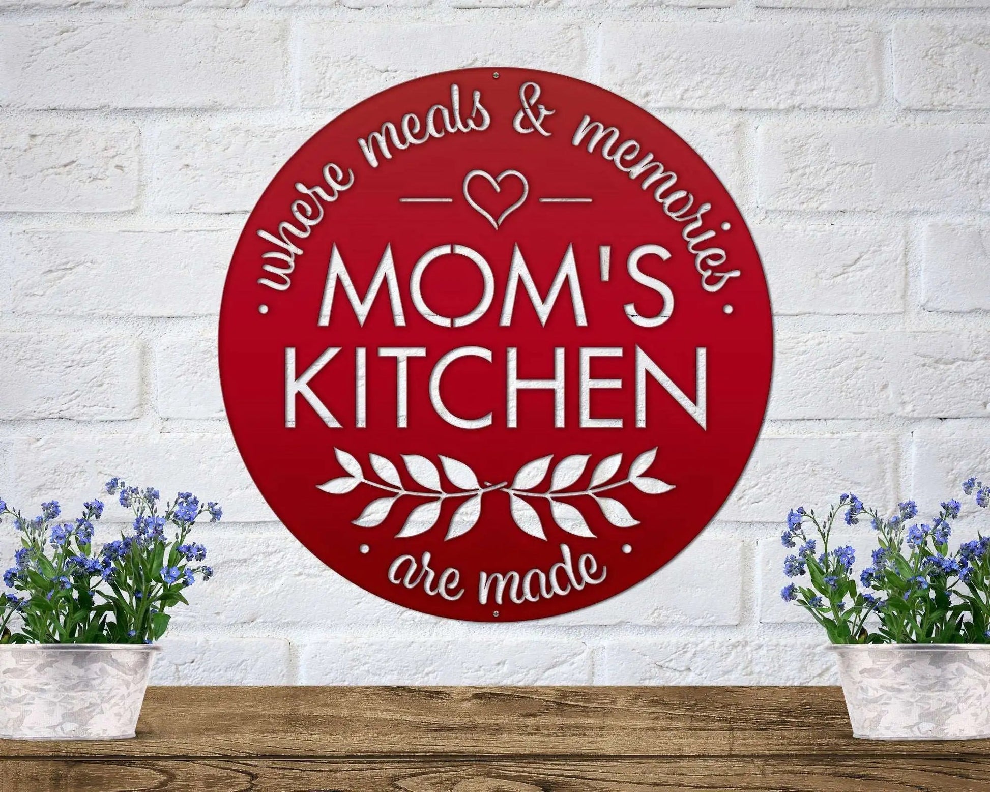 Personalized Mom's Kitchen Sign – Custom Metal Wall Decor - HouseSensationsArt