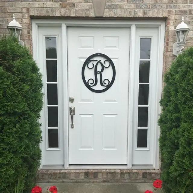 Custom Monogram Door Sign – Oval Metal Wreath for Home Entry - HouseSensationsArt