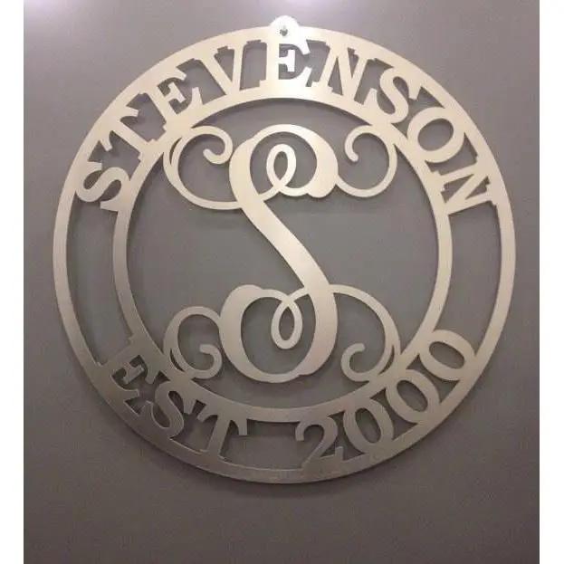 Elegant vine metal name sign – custom last name monogram for home gate signs or personalized wedding gift