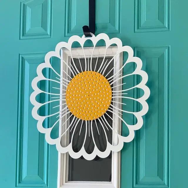Daisy Metal Flower Door Wreath-Monogram-HouseSensationsArt