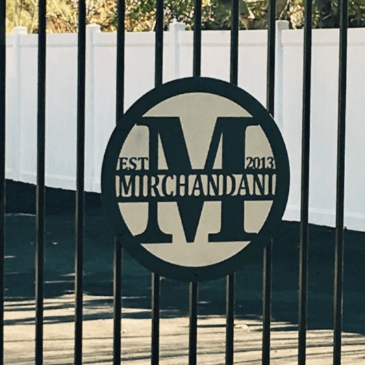Personalized Family Gate Sign - Personalized Family Name Sign - Monogram Metal Wall Art - Custom Last Name Sign Wedding Gift - Home Decor Outdoor Metal Sign - HouseSensationsArt