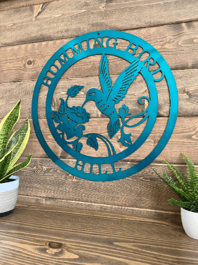 Personalized Metal Hummingbird Sign - Customizable Garden & Home Decor - Unique Outdoor Wall Art with Custom Text for Your Home, Porch, Garden, or as a Perfect Gift for Any Occasion Garden Sign House Sensations Art