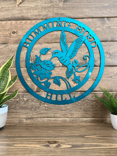 Personalized Metal Hummingbird Sign - Customizable Garden & Home Decor - Unique Outdoor Wall Art with Custom Text for Your Home, Porch, Garden, or as a Perfect Gift for Any Occasion Garden Sign House Sensations Art