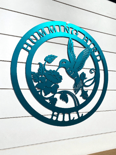 Personalized Metal Hummingbird Sign - Customizable Garden & Home Decor - Unique Outdoor Wall Art with Custom Text for Your Home, Porch, Garden, or as a Perfect Gift for Any Occasion Garden Sign House Sensations Art