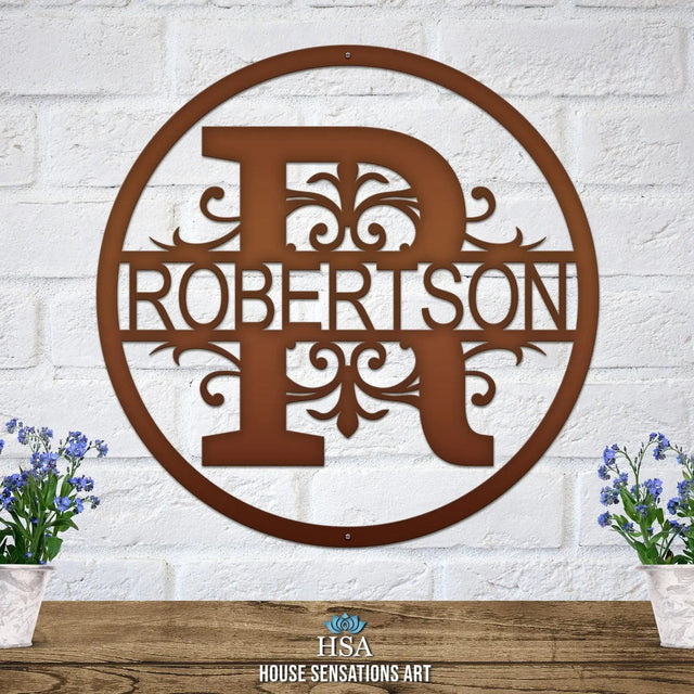 Round Regal Monogram – Personalized Family Name Wall Art - HouseSensationsArt